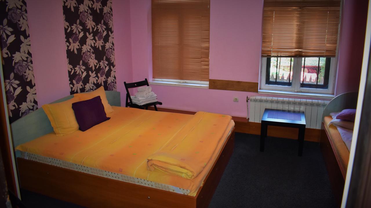 Hotel Bilyana Łowecz Zewnętrze zdjęcie
