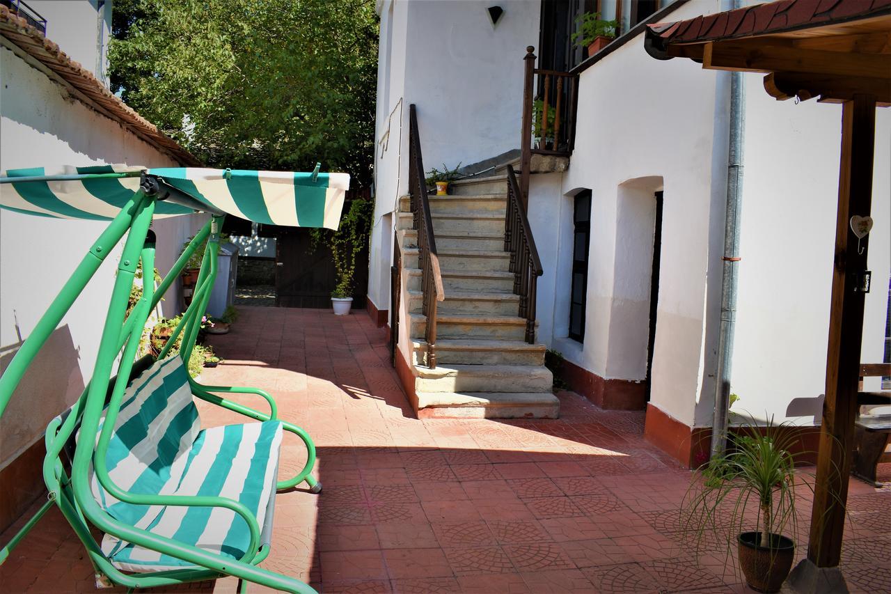 Hotel Bilyana Łowecz Zewnętrze zdjęcie